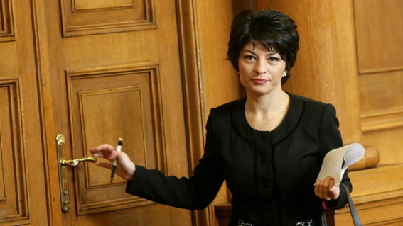 Десислава Атанасова: Експертно правителство до пролетта - доста налудничава идея