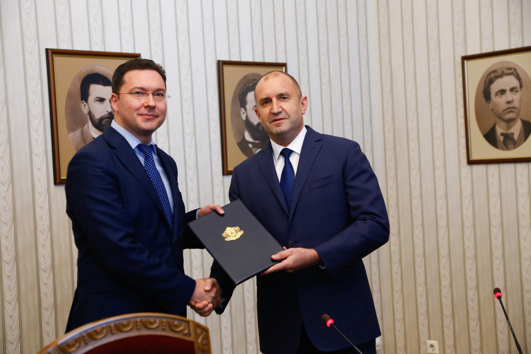 БСП ще подкрепят ГЕРБ за хартиените бюлетини