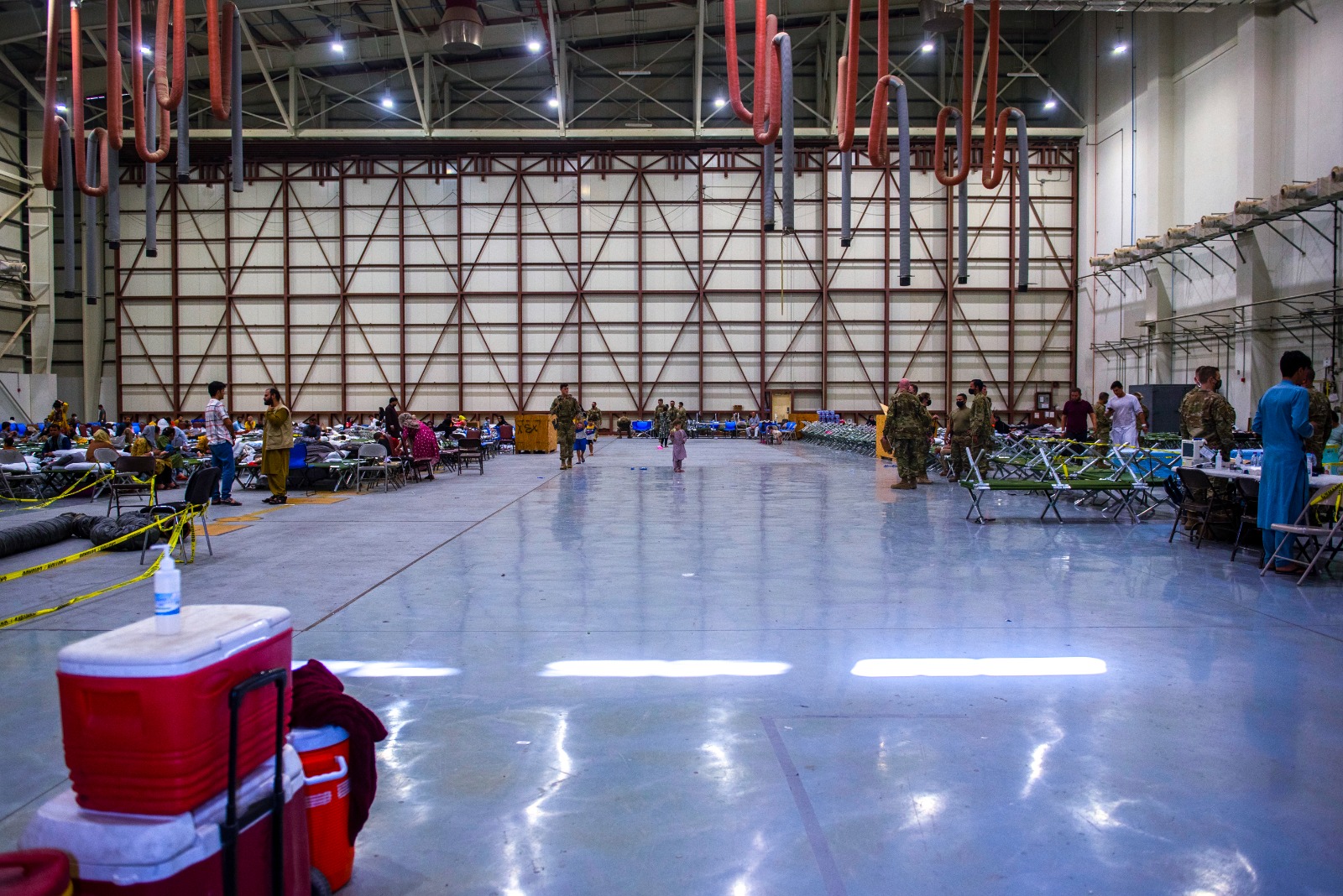 Деветима българи, евакуирани от Кабул в Доха, вече са у нас