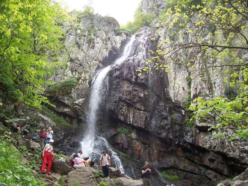 Мъж е загинал при инцидент на Боянския водопад