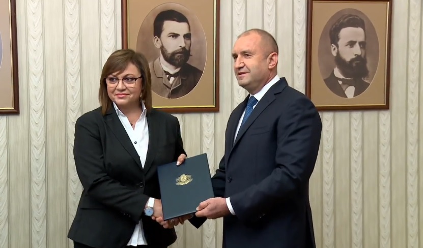 Нинова към Радев: Ще положим всички усилия да съставим редовен кабинет с мнозинство в парламента (ВИДЕО)