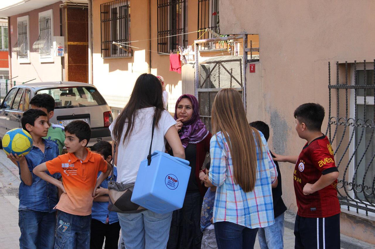 Над 430 хиляди младежи от 12 до 19 години са ваксинирани в Истанбул