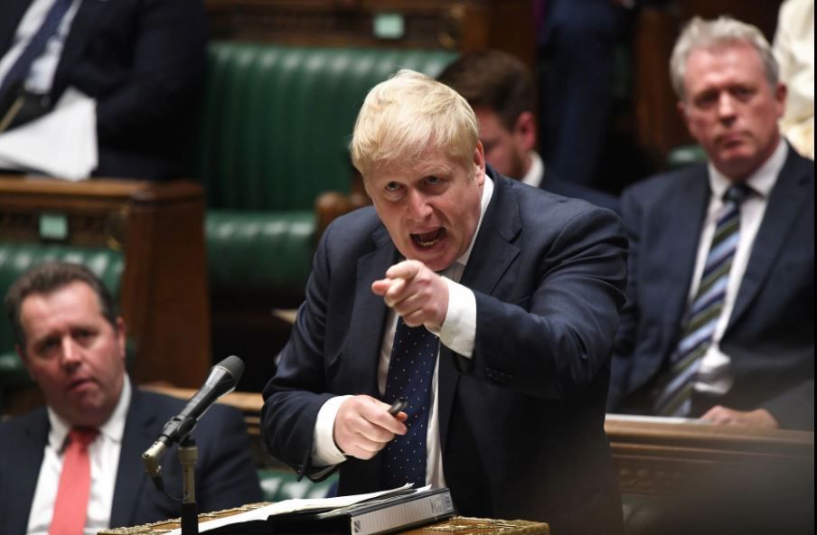 Джонсън обяви повишаване на данъци