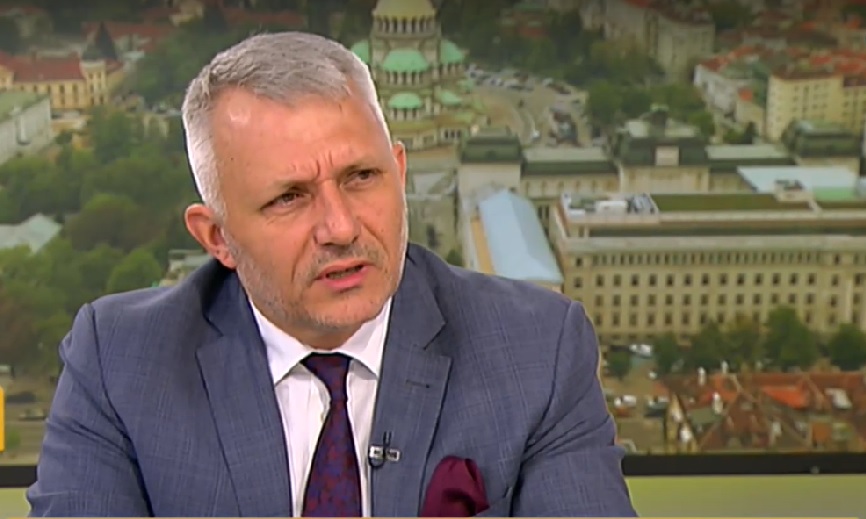 Хаджигенов за скандала Дончева - ИТН: Това е частен и безобразен разговор между двама души