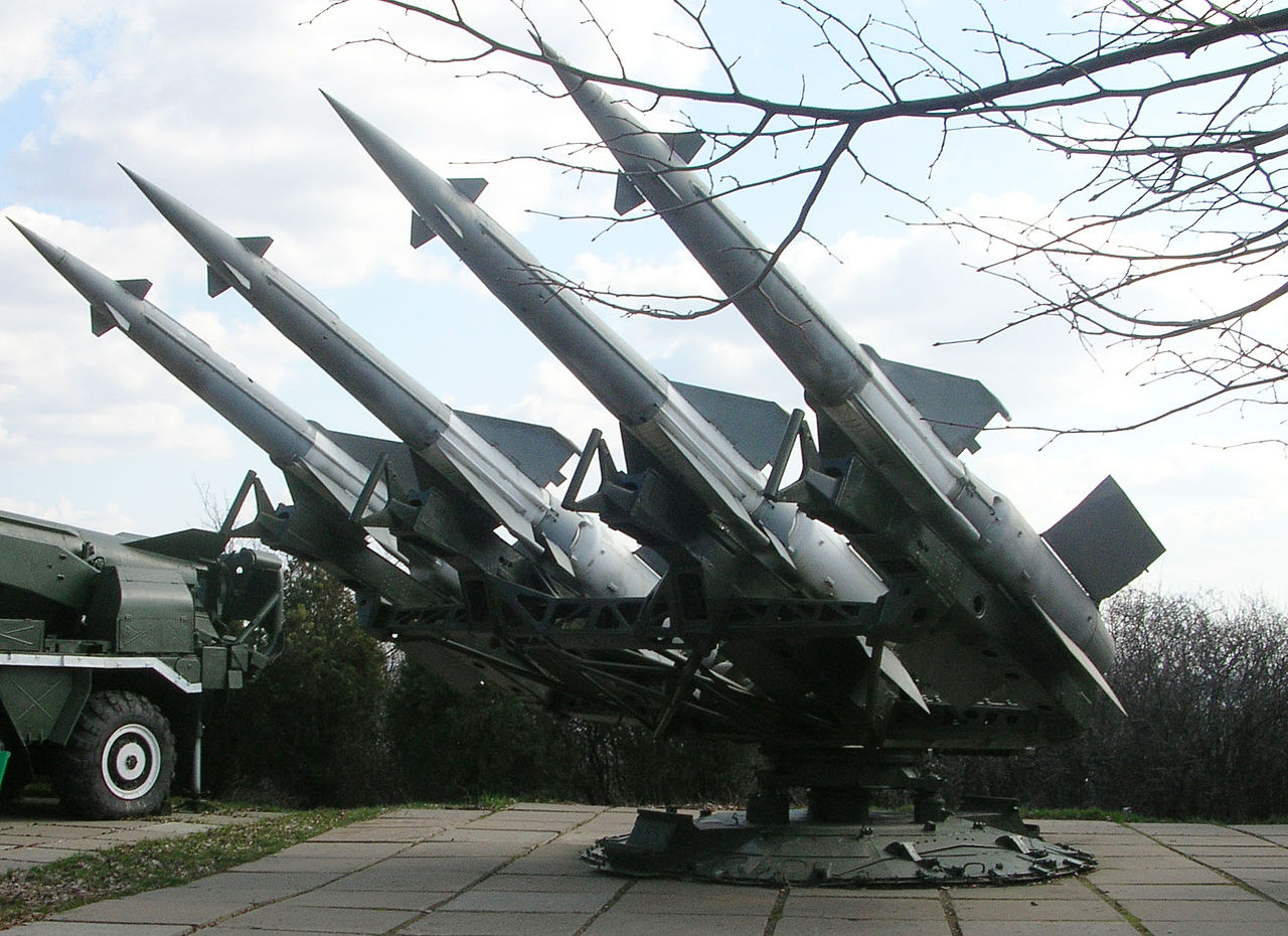 Български и сръбски военни тренират бойни стрелби на зенитния полигон на ВВС - Шабла