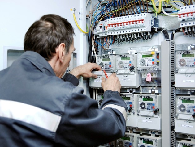 Гръцкото правителство ще покрие до 80% от по-скъпите сметки за електричество