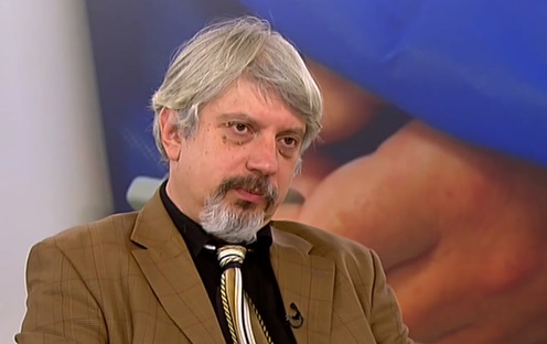 Проф. Николай Витанов: Чака се известно „разведряване“ на епидемичната обстановка у нас, празнувайте спокойно 15 септември
