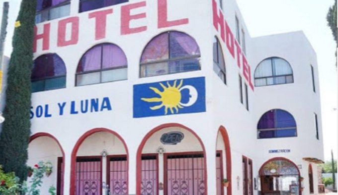 Неизвестни отвлякоха 20 чужденци от хотел в Мексико