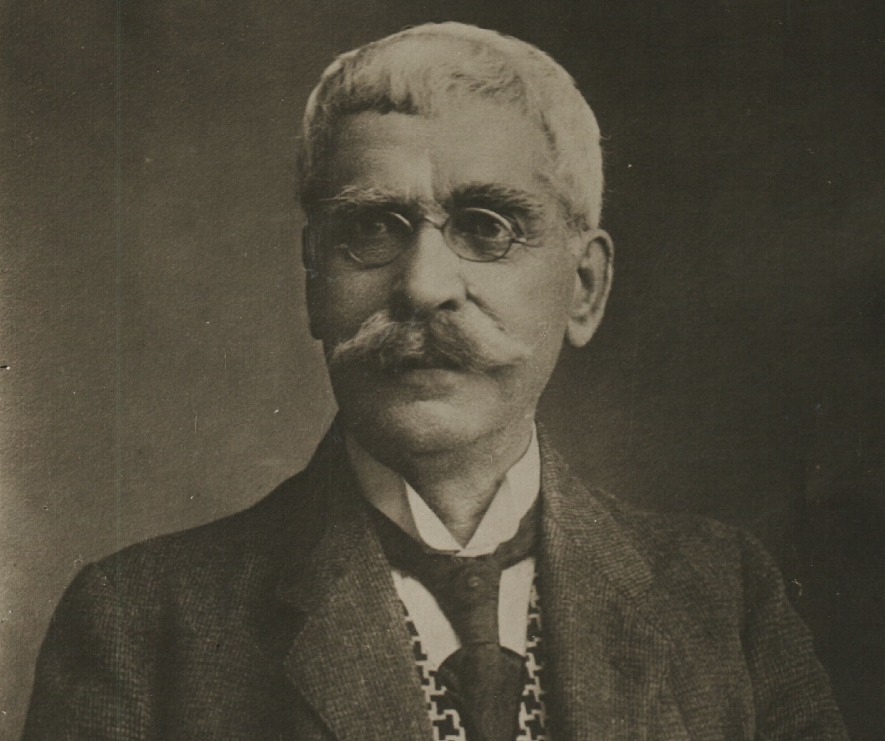 Отбелязваме 100 години от смъртта на Иван Вазов