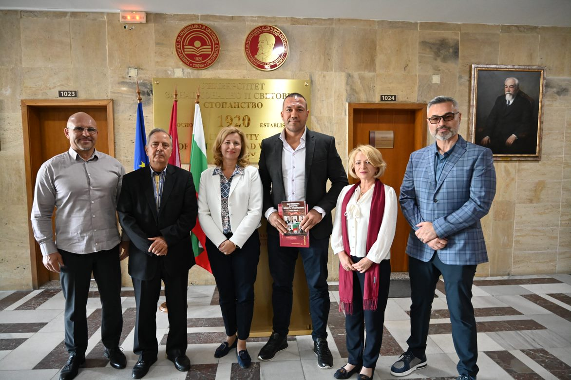 Кубрат Пулев записа магистратура "Политика и бизнес"