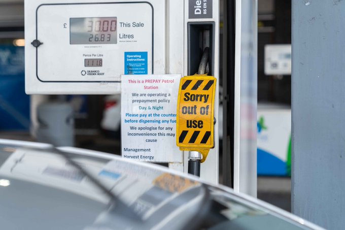 Великобритания ще издаде до 10 500 временни работни визи