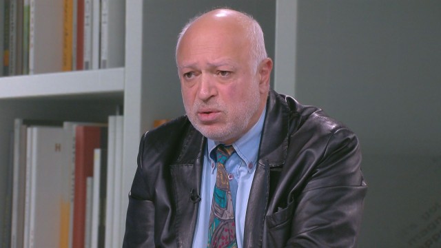 Министър Минеков се занимава с всичко друго, но не и с културния сектор