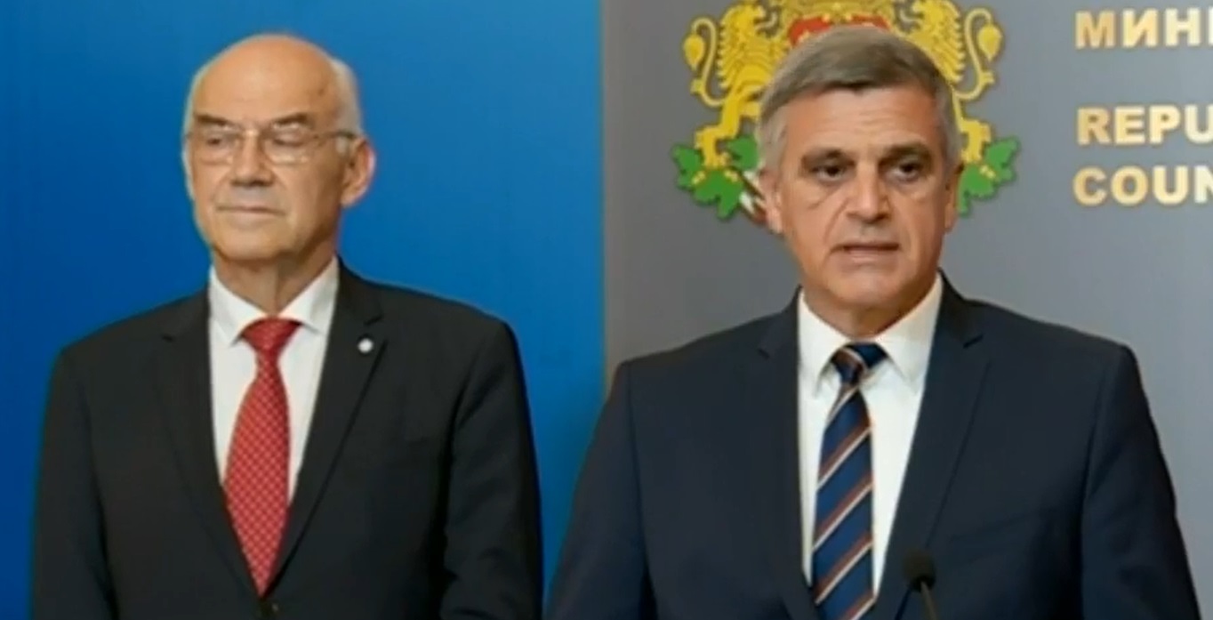 Стефан Янев: Разработена е схема, съвместно с КЕВР, за компенсации на бизнес потребителите през предстоящите зимни месеци (ВИДЕО)