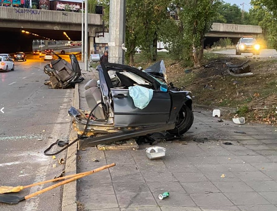 Млад шофьор прегази дете на пешеходна пътека