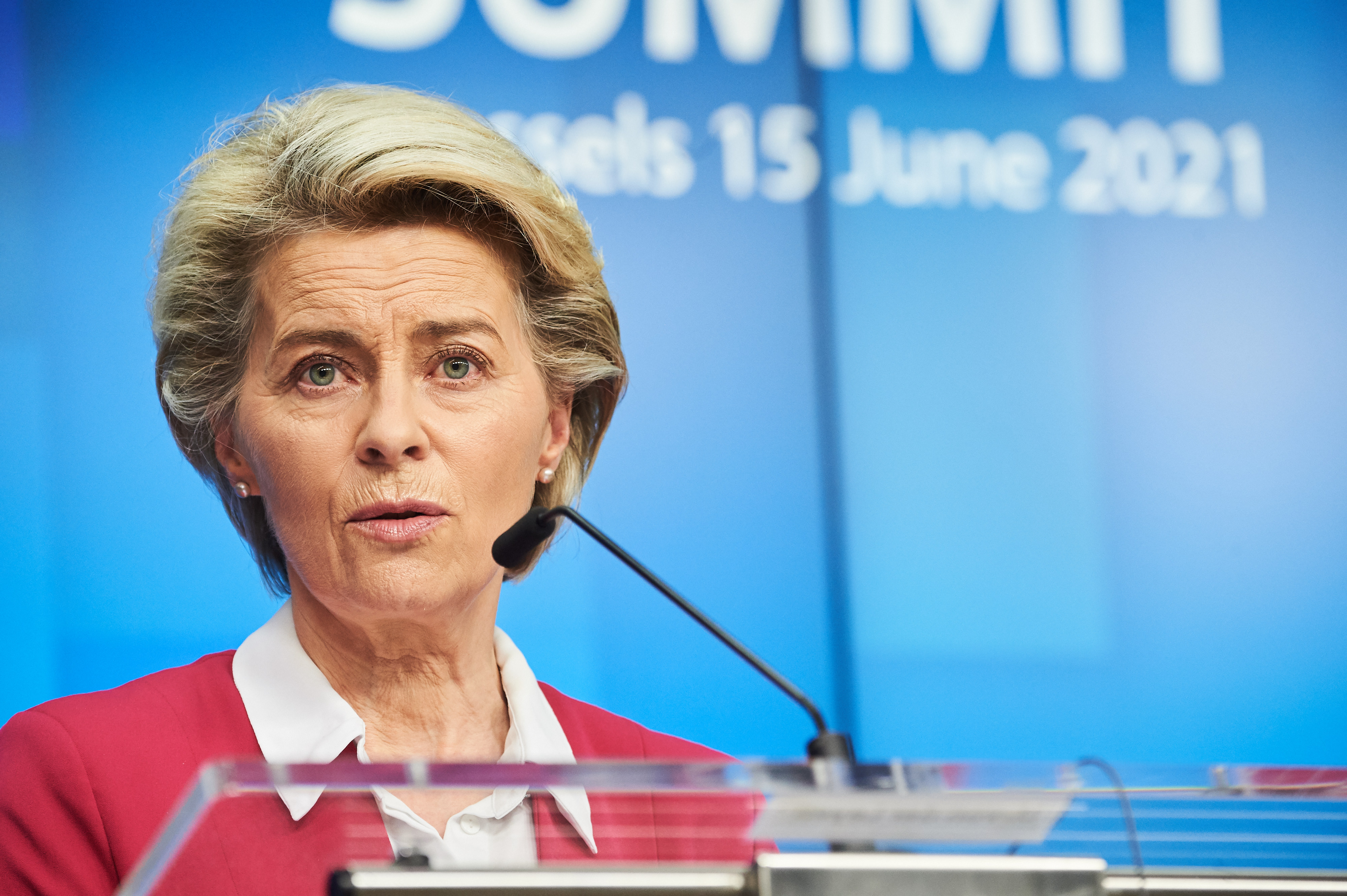 Урсула фон дер Лайен: Нарастващото напрежение между Косово и Сърбия е тревожно