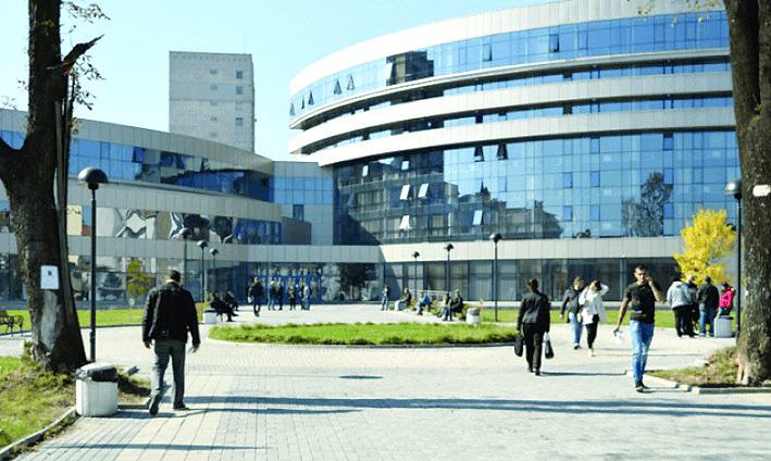 32 месеца затвор за сериен крадец в НДК