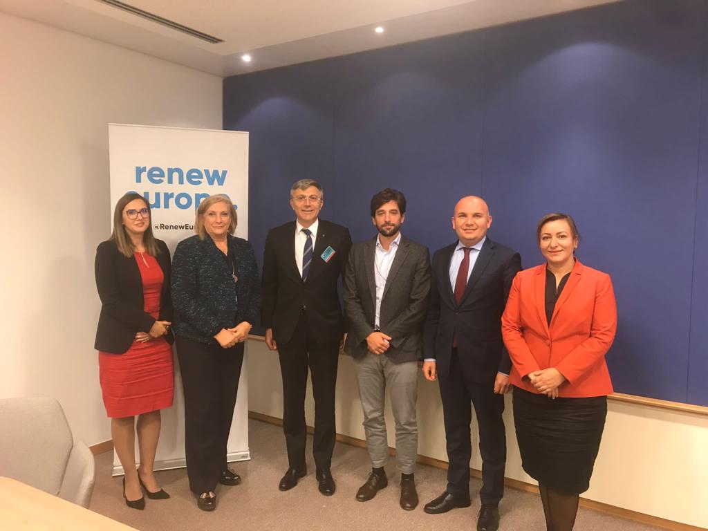 Карадайъ: Делегация на АЛДЕ ще извършва наблюдение на предсрочните избори през ноември