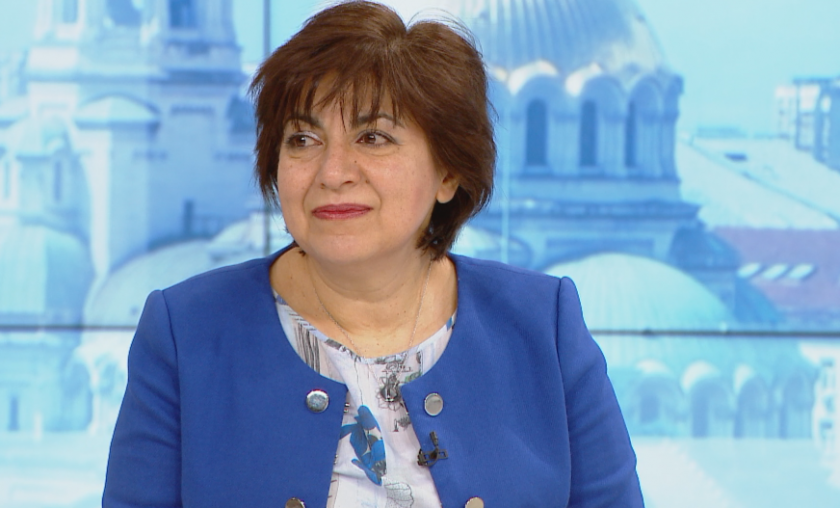 Доц. Мария Стаевска, алерголог: Не е вярно, че маските пречат на дишането