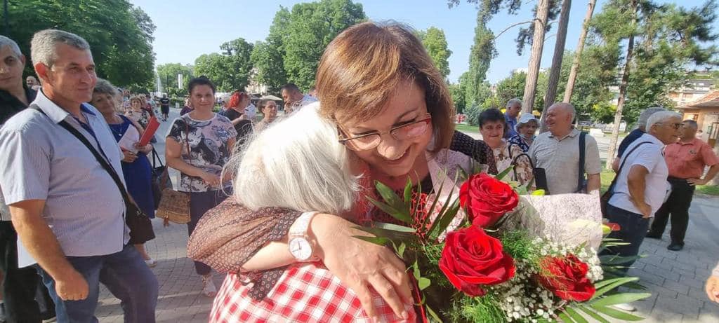 Корнелия Нинова: Закон за възрастните хора и преизчисляване на пенсиите ще подобрят реално живота