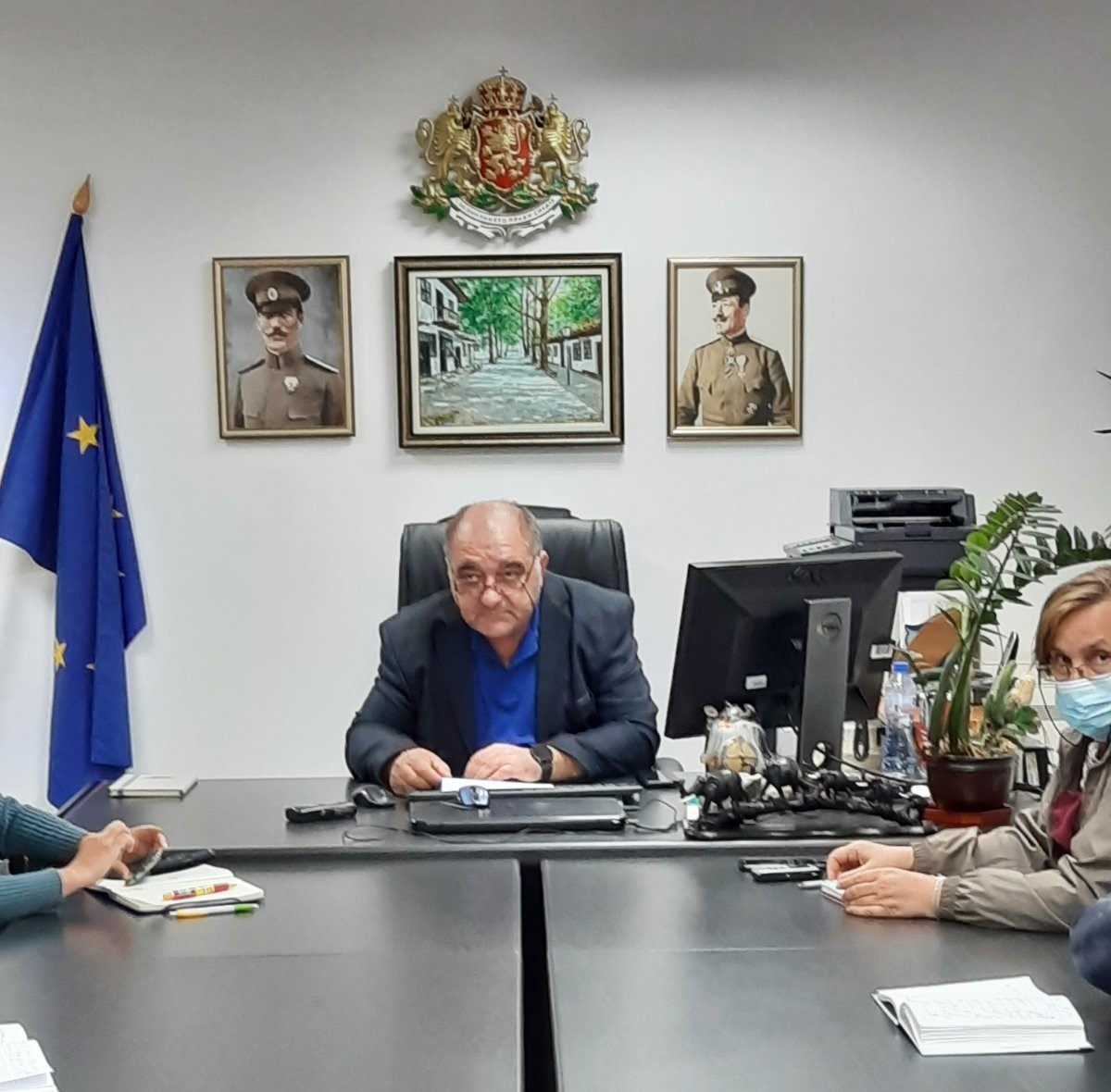 Прокуратурата проверява действията на институциите по инцидента със заседналия кораб