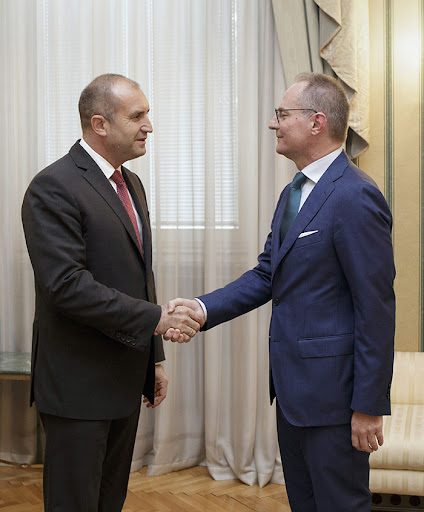 Лозан Панов – “дясната патерица” на кандидата за президент Румен Радев