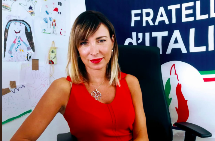 Внучката на Мусолини печели общинските избори в Рим