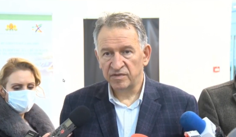 Д-р Стойчо Кацаров: Засега пълен локдаун не се налага (ВИДЕО)