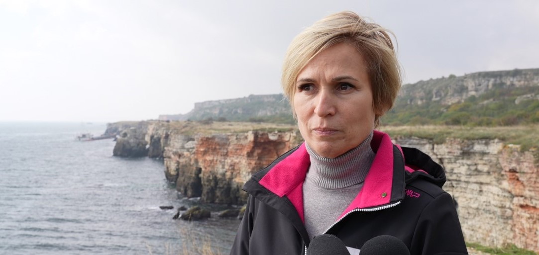 Невяна Митева на място - от "Вера Су": Това е екологична катастрофа и пробив в сигурността