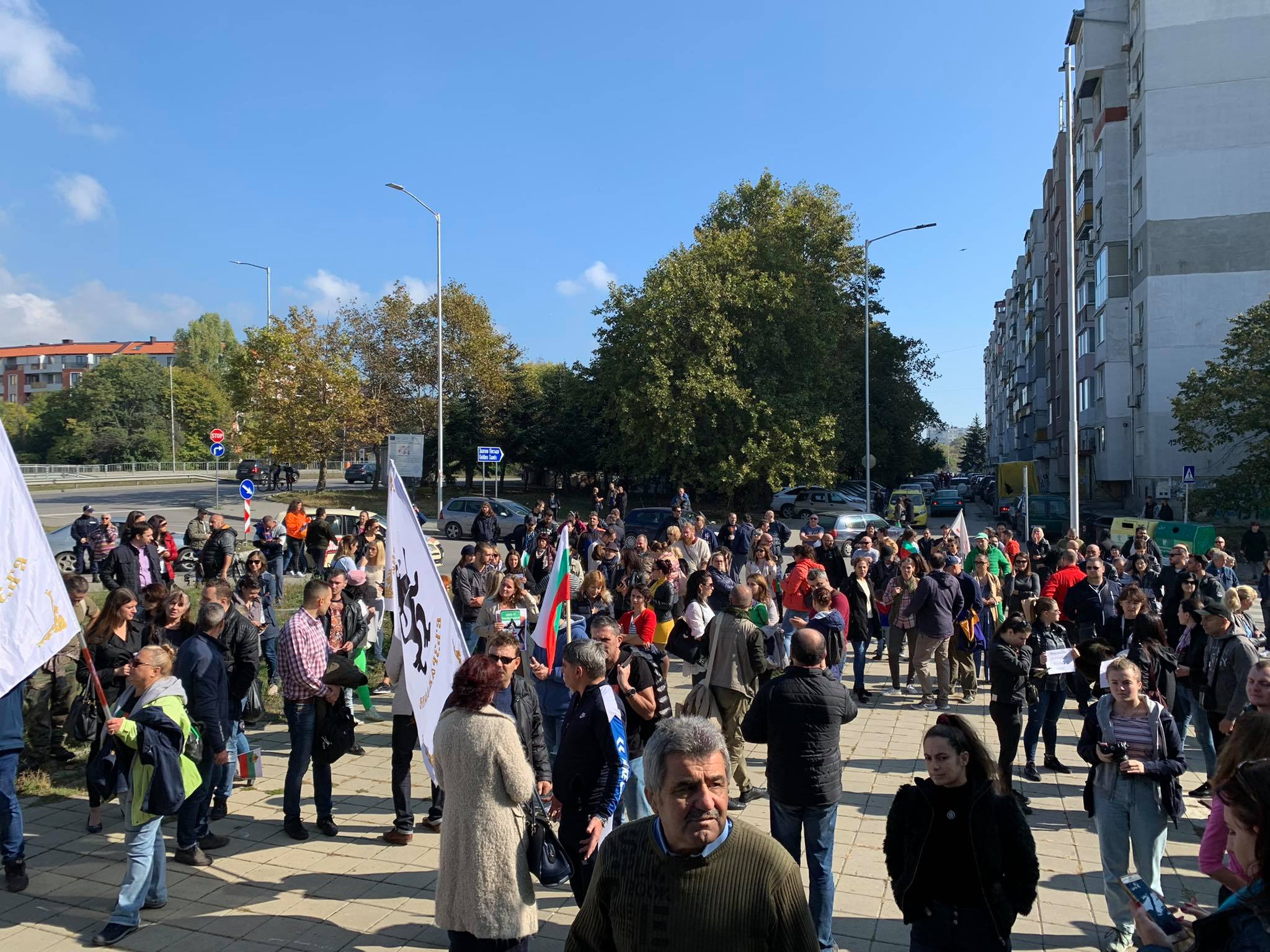 Протест срещу зелените сертификати блокира варненски булевард
