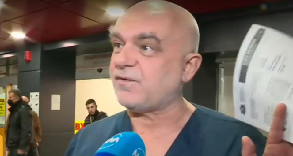 Доц. Петър Атанасов: Само трима от тестваните вчера в "Пирогов" имат сертификати
