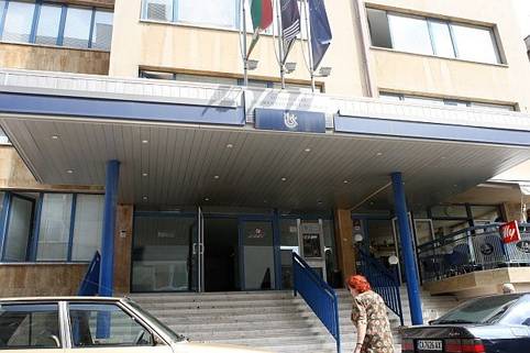 СЗОК работи в нарушение заради липсата на достатъчно персонал със зелен сертификат