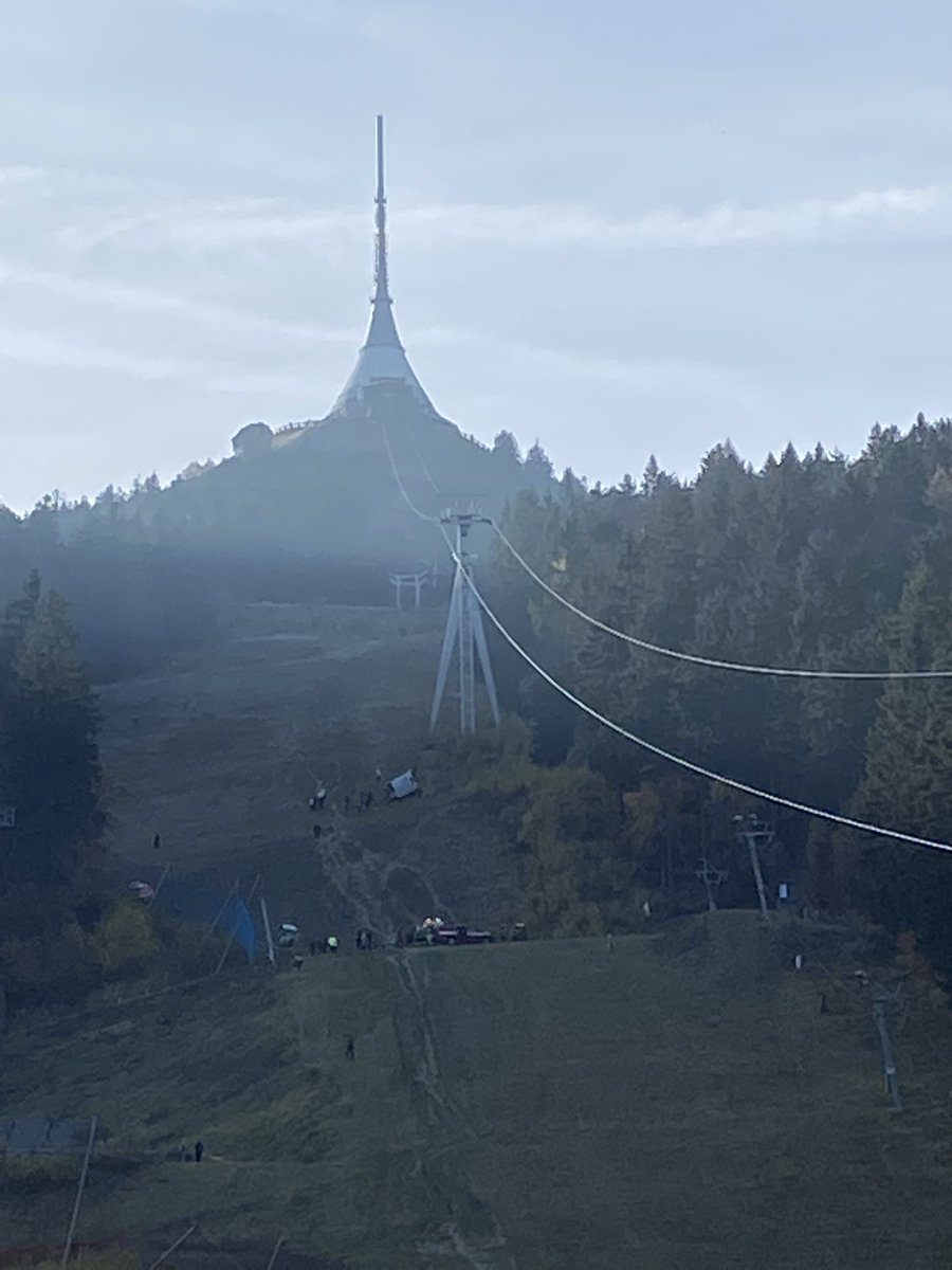 Мъж е загинал при инцидент с кабинков лифт в Чехия (ВИДЕО)