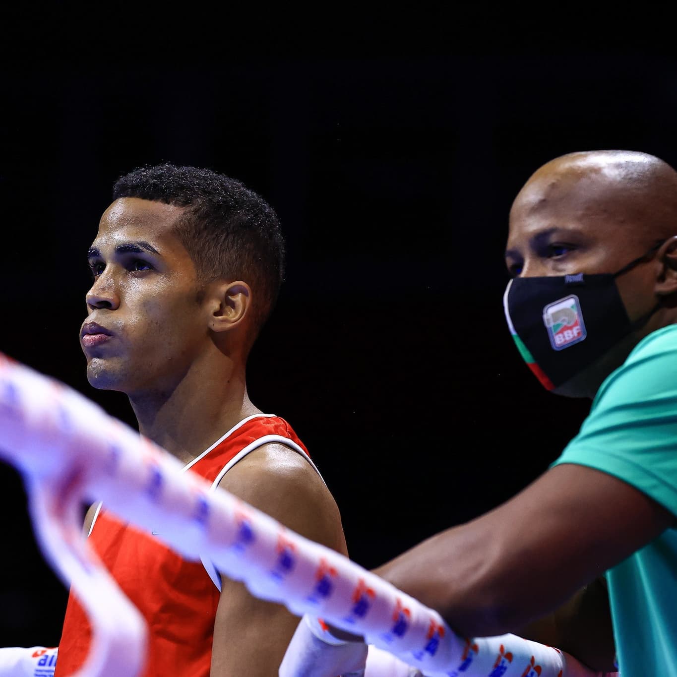 Хавиер Ибаниес не стигна до полуфиналите на световното по бокс