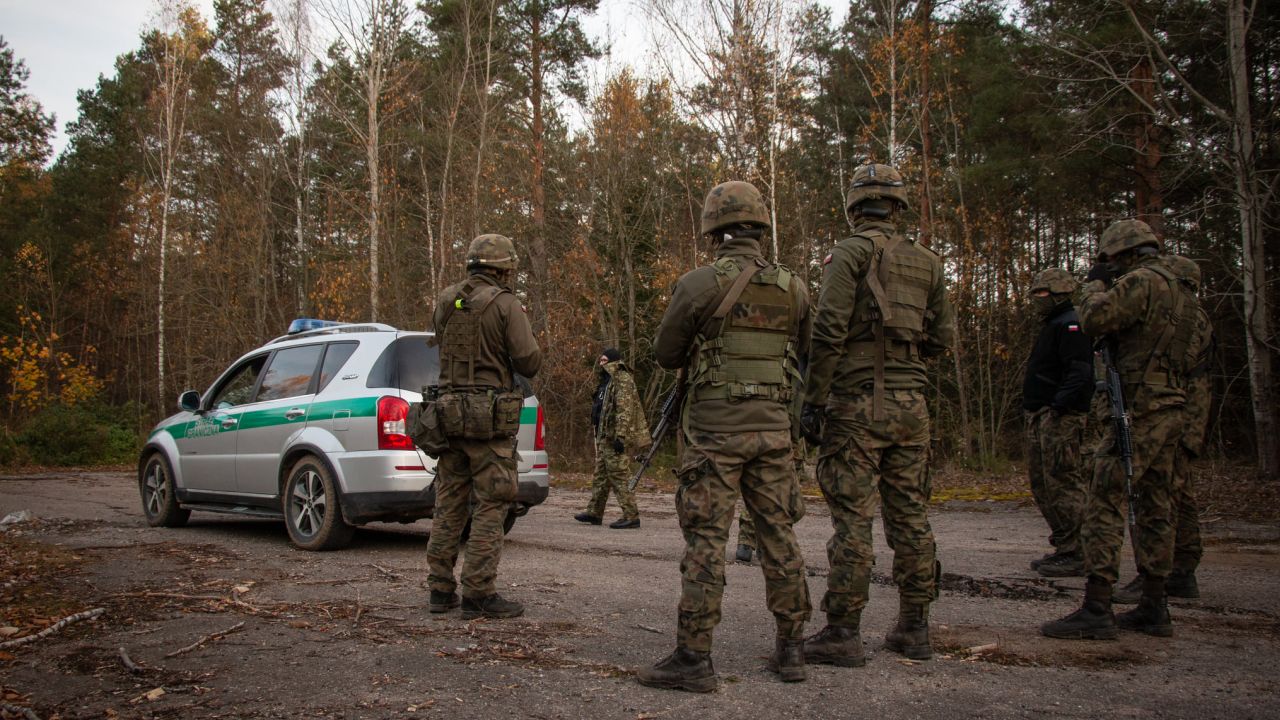 Полша обвини Беларус във въоръжено проникване през границата