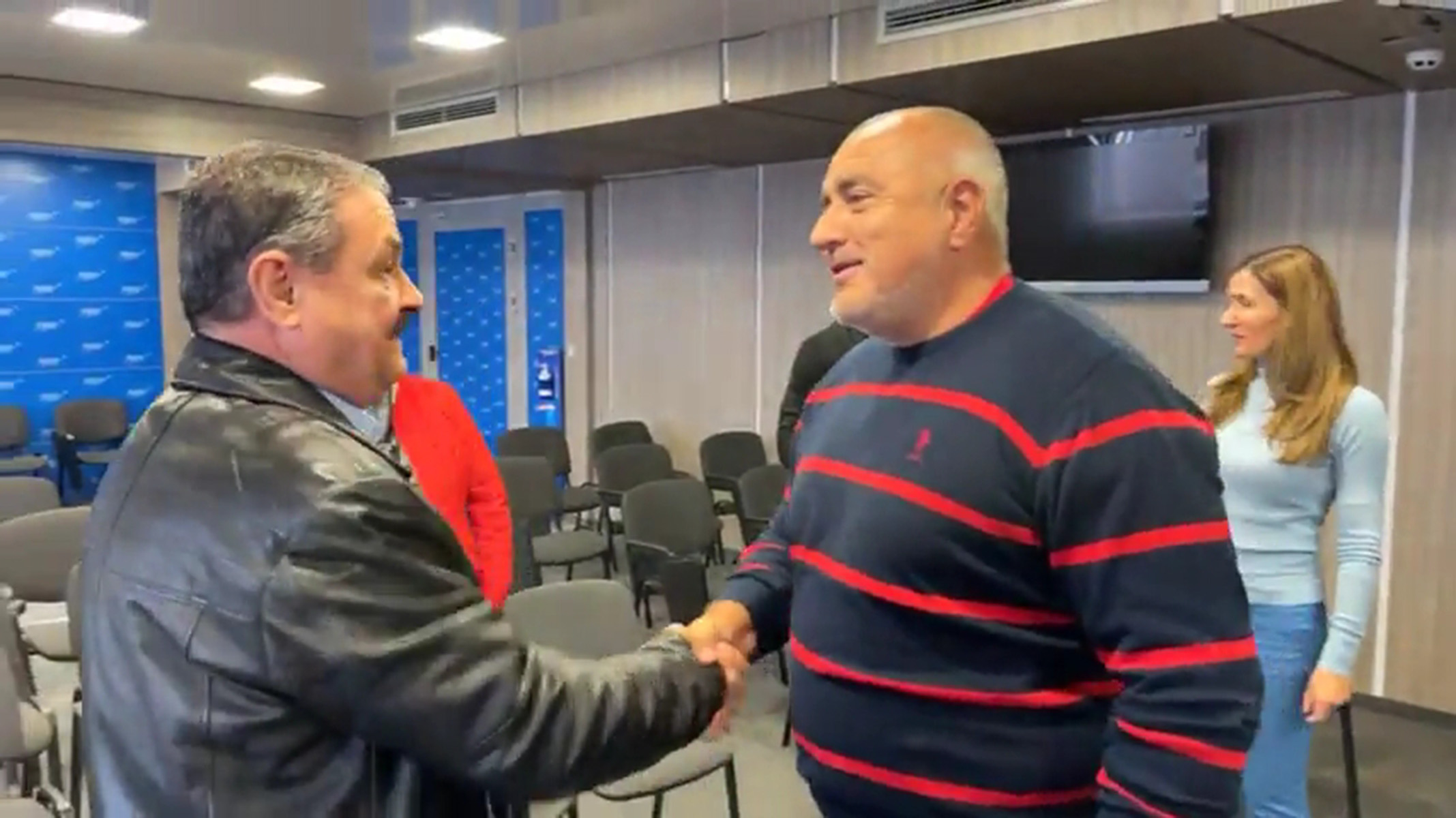 Лидерът на ГЕРБ Бойко Борисов: Мерки няма, а теглят по 500 млн. лв. всяка седмица (обзор) 