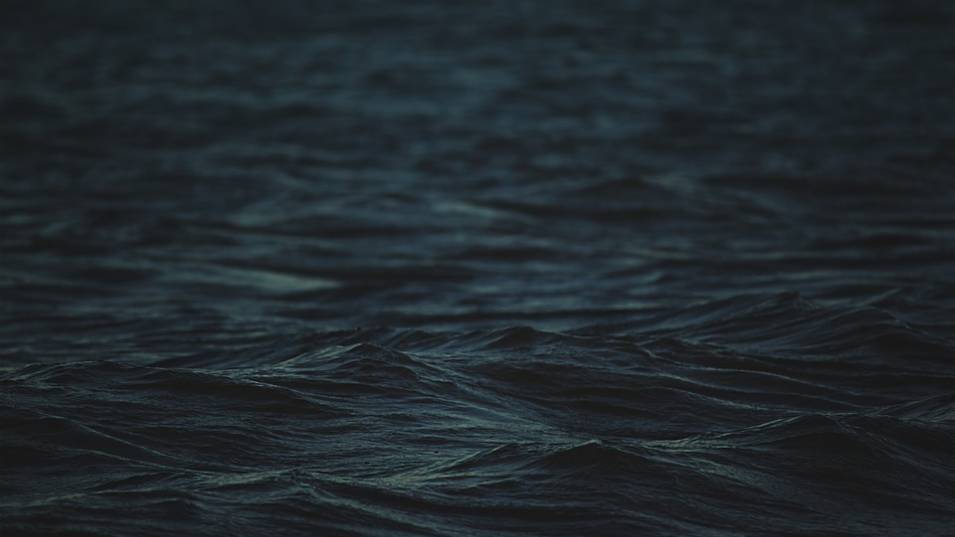 Кораб откри и спаси бедстващ руснак в Черно море, издъхнал по-късно на борда му
