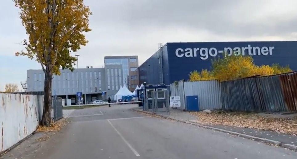 Прокуратурата разследва неправомерни действия на служители от МВР при склада с машните за вота