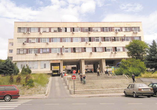Втори пациент с COVID скочи от тераса