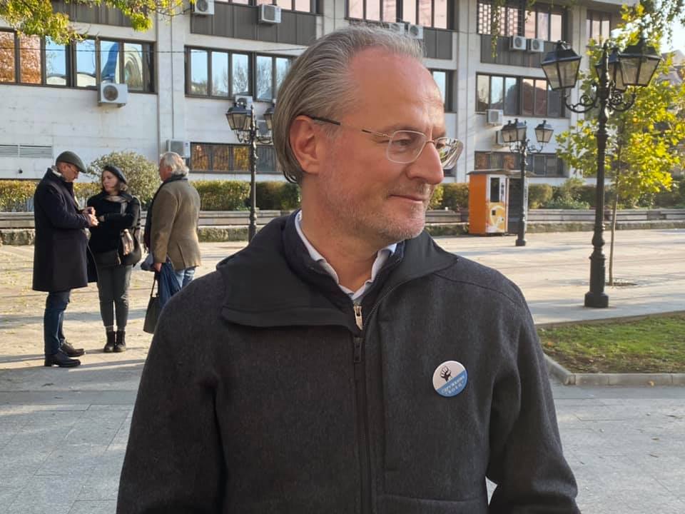 Лозан Панов: "Демократична България" работи задкулисно с Радев и Нинова