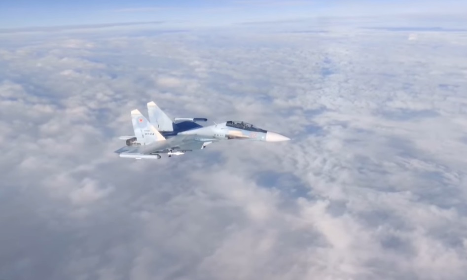 Русия изпрати бомбардировачи да патрулират над Беларус (ВИДЕО)