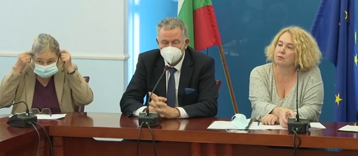 Кацаров: Няма да има локдаун (ВИДЕО)