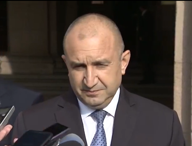 Румен Радев: В най-близко време ще свикаме Народното събрание (ВИДЕО)