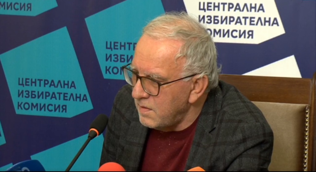 Цветозар Томов, ЦИК: Все още не са въведени данните от Пловдив-град и Пловдив-област (ВИДЕО)