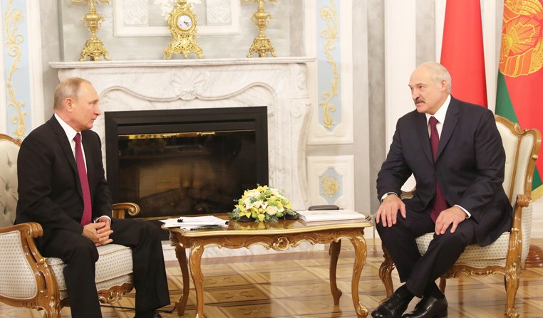 Как Лукашенко и Путин се надсмиват над Запада