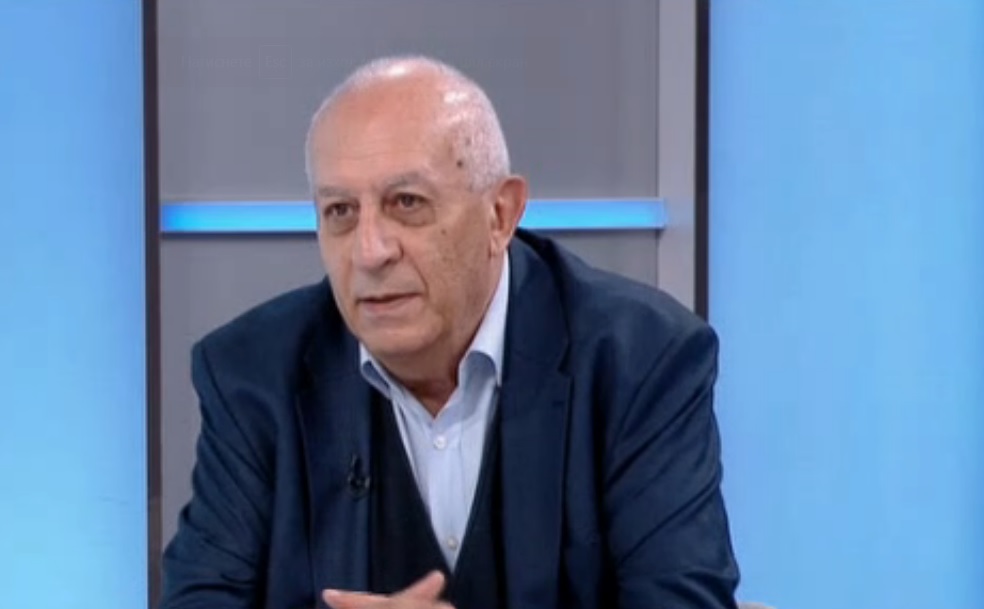 Юрий Асланов: Шансовете да има редовен кабинет не са малки