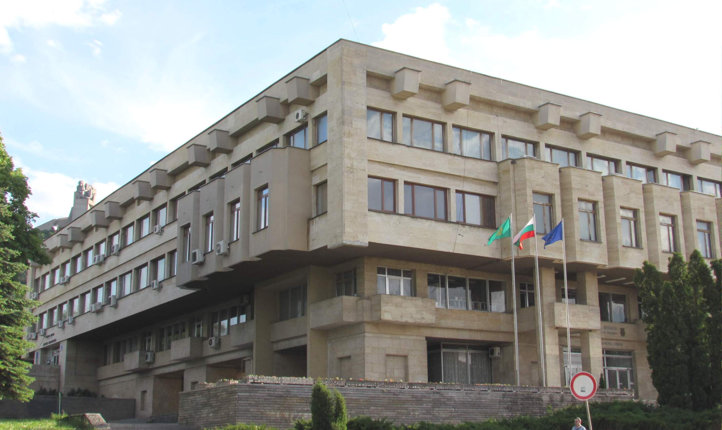 С 20% може да скочат кметски заплати