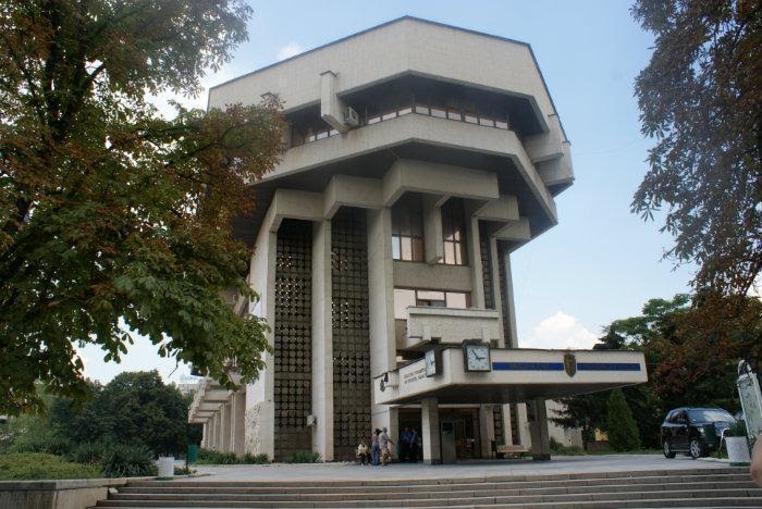 Русе може да остане без улично осветление, общината свърши парите за ток