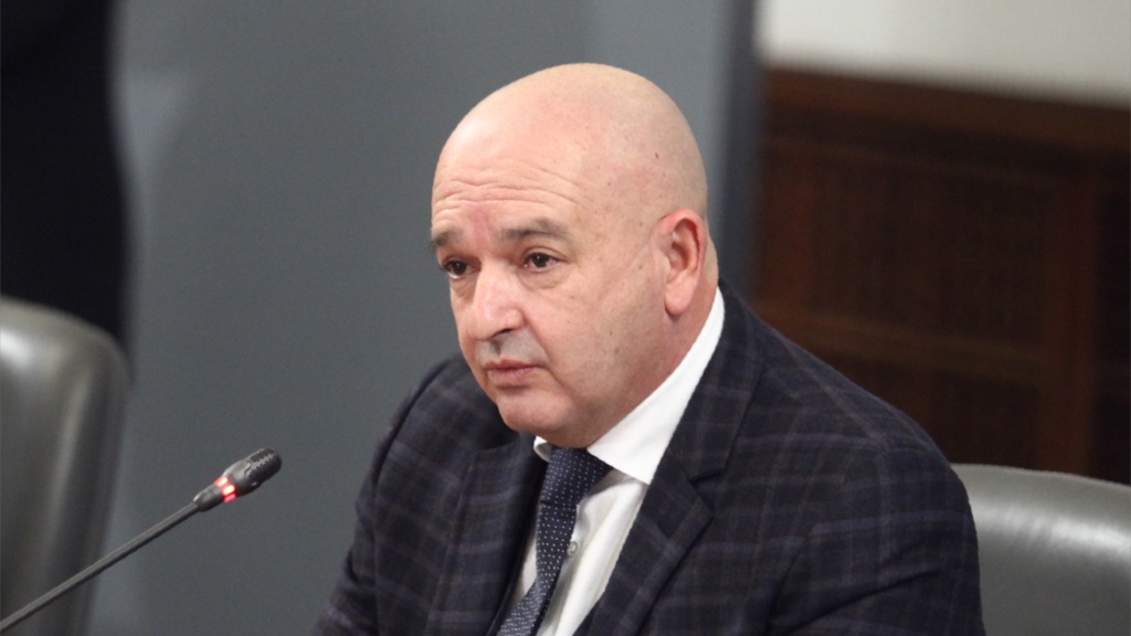 Проф. Мутафчийски: Хората с бустерна доза ваксина са 10 пъти по-защитени от тези с две дози
