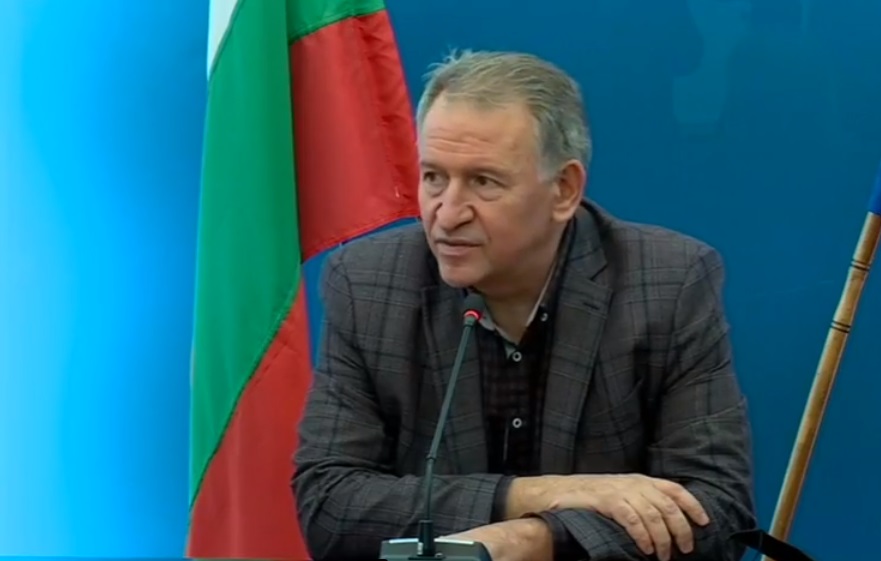 Кацаров: Излизаме от тъмночервената зона утре (ВИДЕО)