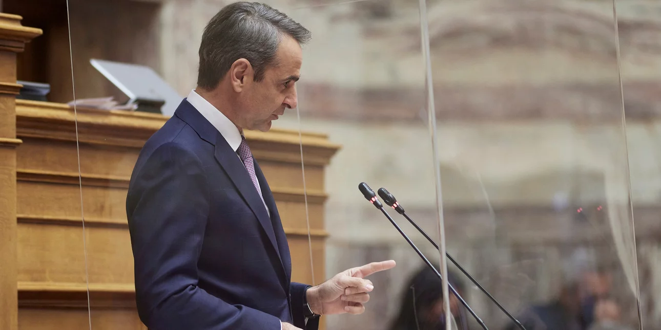 Бум на заявките за ваксинация в Гърция, 20 000 само за 24 часа